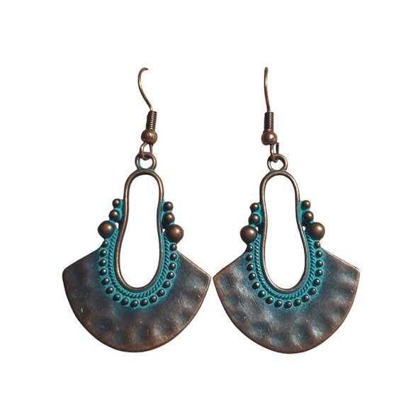 Boho Chic Pounded Copper Patina Bali Core Dangling Earrings Beach Core Mom Gift - Picture 2 of 4